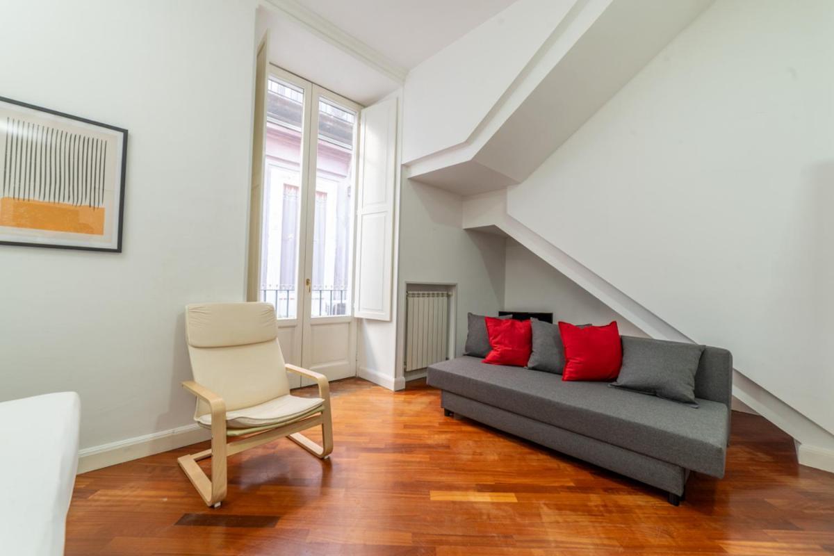 Via Atri 25 Apartman Nápoly Kültér fotó