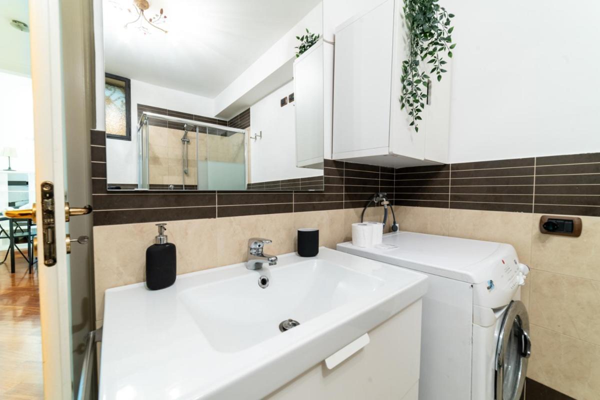 Via Atri 25 Apartman Nápoly Kültér fotó